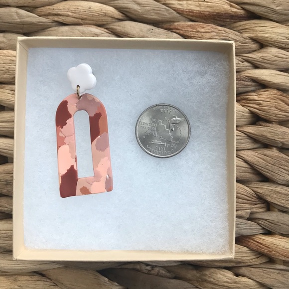 Red & Peach Clay Dangle Earrings - Picture 3 of 5